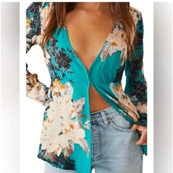 Free People Mikayla Print Long Sleeve Tunic in Green Balsam Combo Size S - Picture 2 of 11